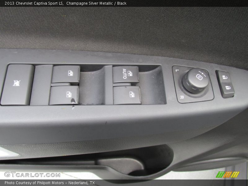 Champagne Silver Metallic / Black 2013 Chevrolet Captiva Sport LS