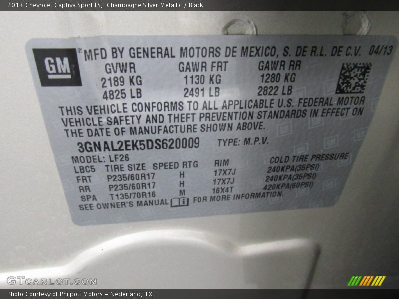 Champagne Silver Metallic / Black 2013 Chevrolet Captiva Sport LS
