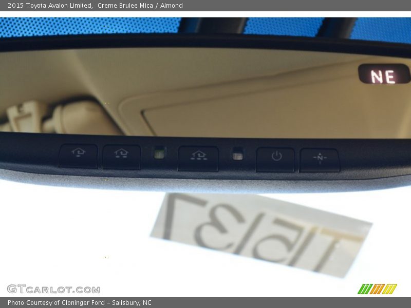 Creme Brulee Mica / Almond 2015 Toyota Avalon Limited