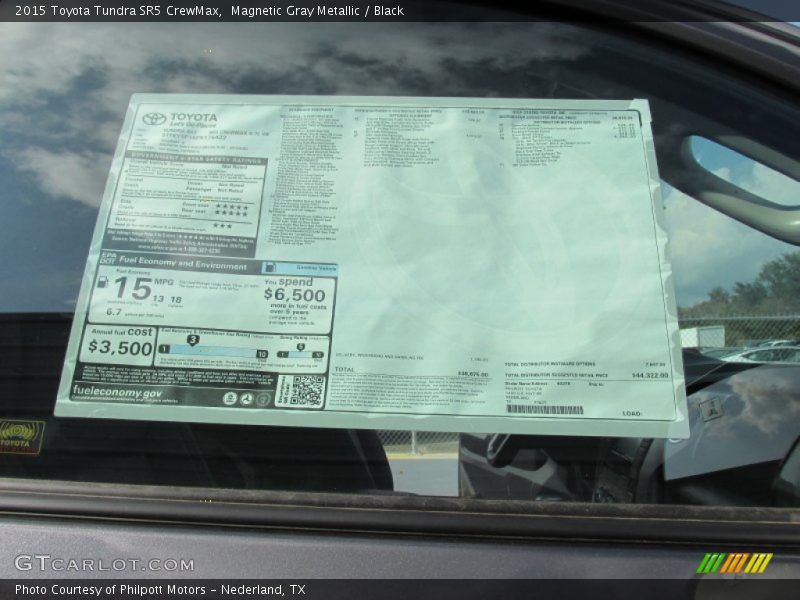 Magnetic Gray Metallic / Black 2015 Toyota Tundra SR5 CrewMax