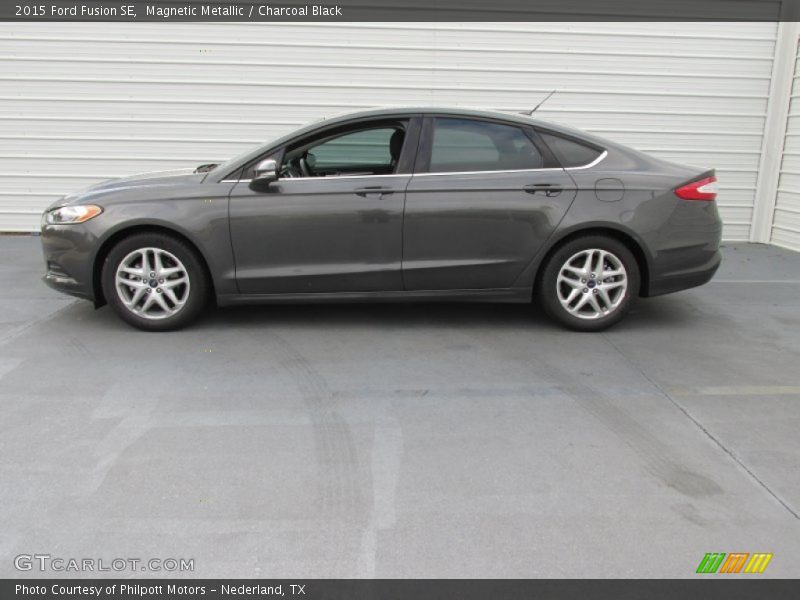 Magnetic Metallic / Charcoal Black 2015 Ford Fusion SE