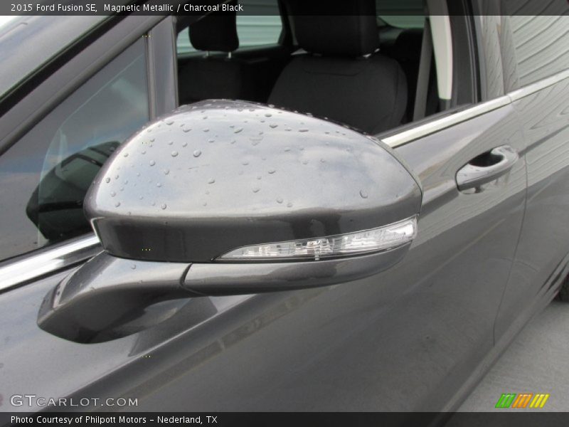 Magnetic Metallic / Charcoal Black 2015 Ford Fusion SE