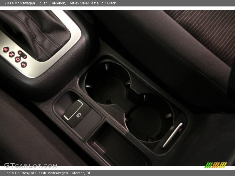 Reflex Silver Metallic / Black 2014 Volkswagen Tiguan S 4Motion