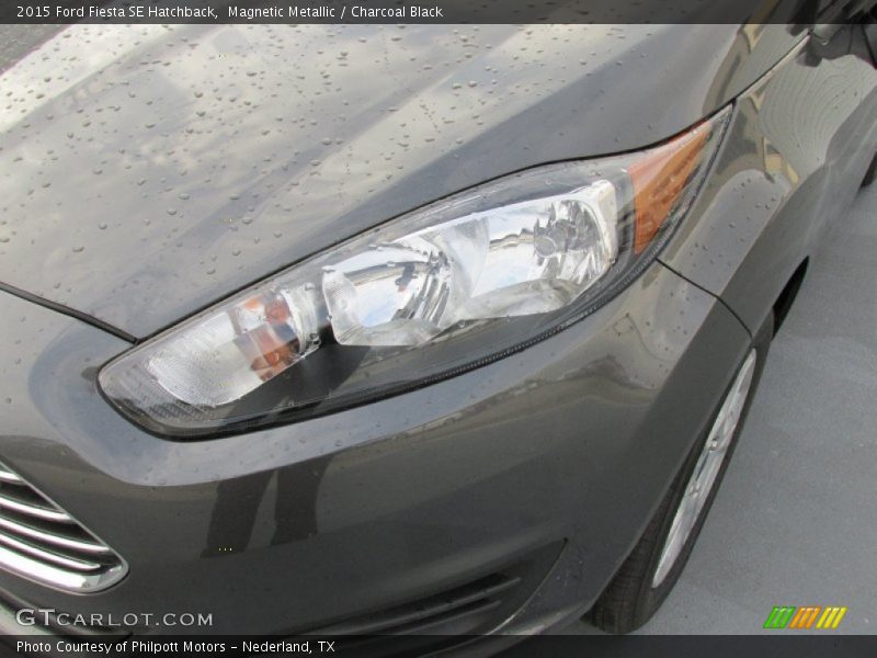 Magnetic Metallic / Charcoal Black 2015 Ford Fiesta SE Hatchback
