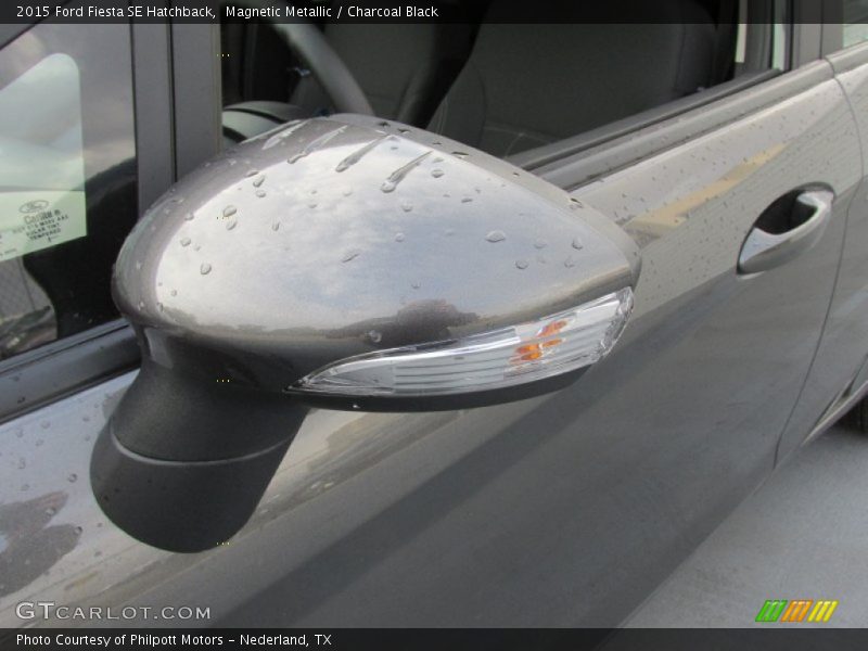 Magnetic Metallic / Charcoal Black 2015 Ford Fiesta SE Hatchback