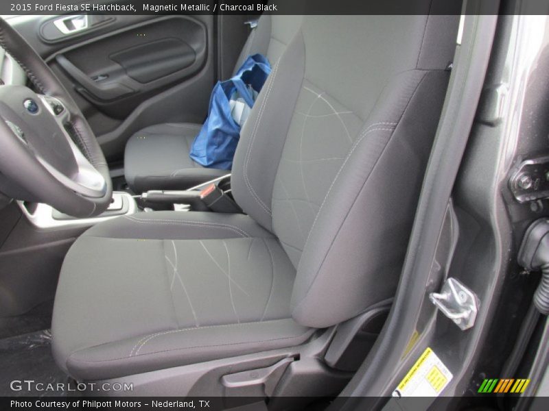 Magnetic Metallic / Charcoal Black 2015 Ford Fiesta SE Hatchback