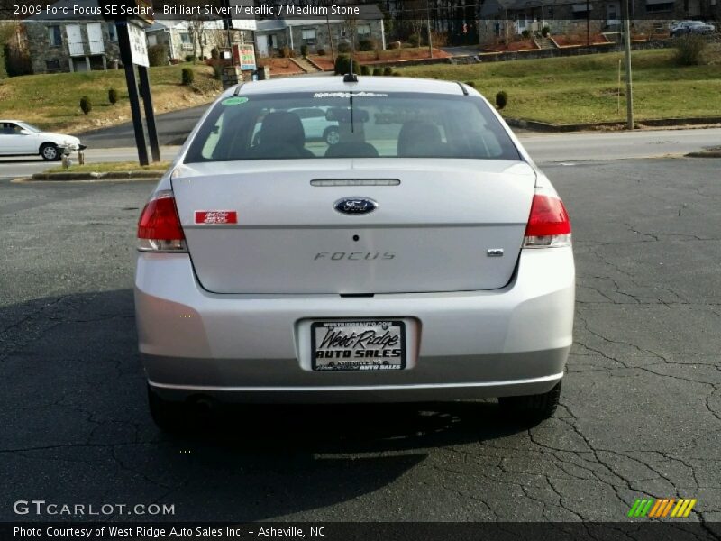 Brilliant Silver Metallic / Medium Stone 2009 Ford Focus SE Sedan