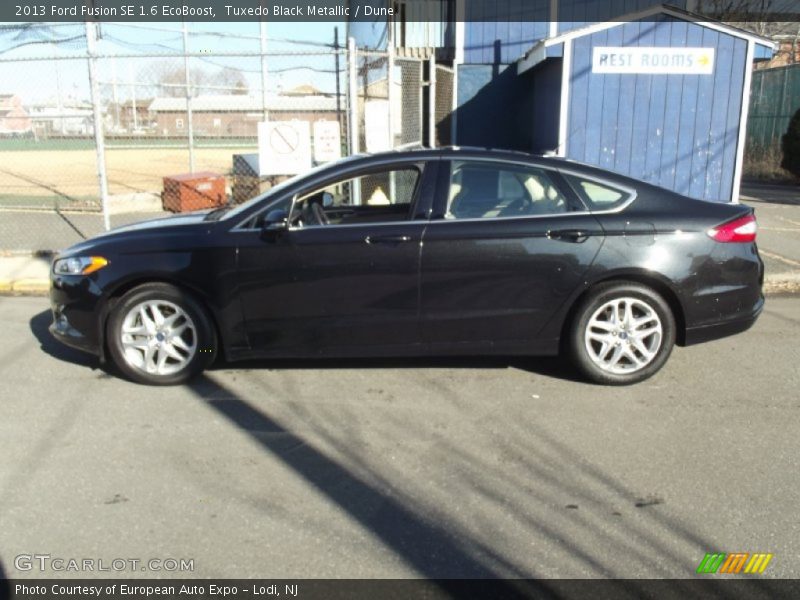 Tuxedo Black Metallic / Dune 2013 Ford Fusion SE 1.6 EcoBoost