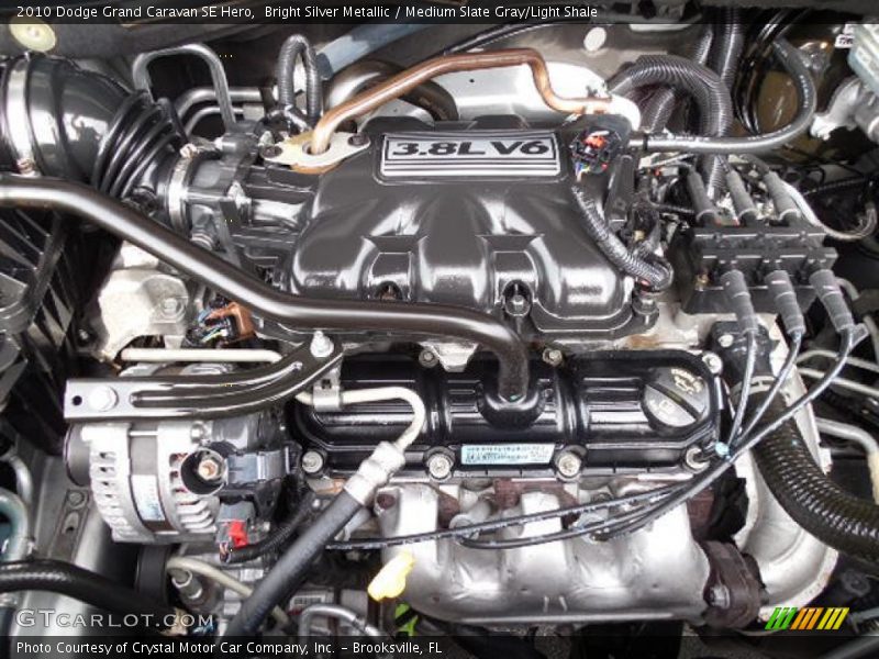 Bright Silver Metallic / Medium Slate Gray/Light Shale 2010 Dodge Grand Caravan SE Hero