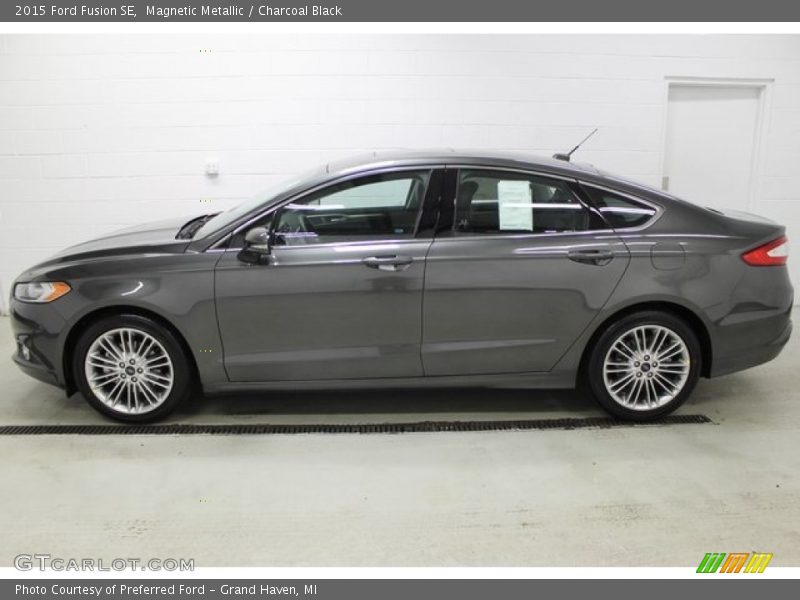 Magnetic Metallic / Charcoal Black 2015 Ford Fusion SE