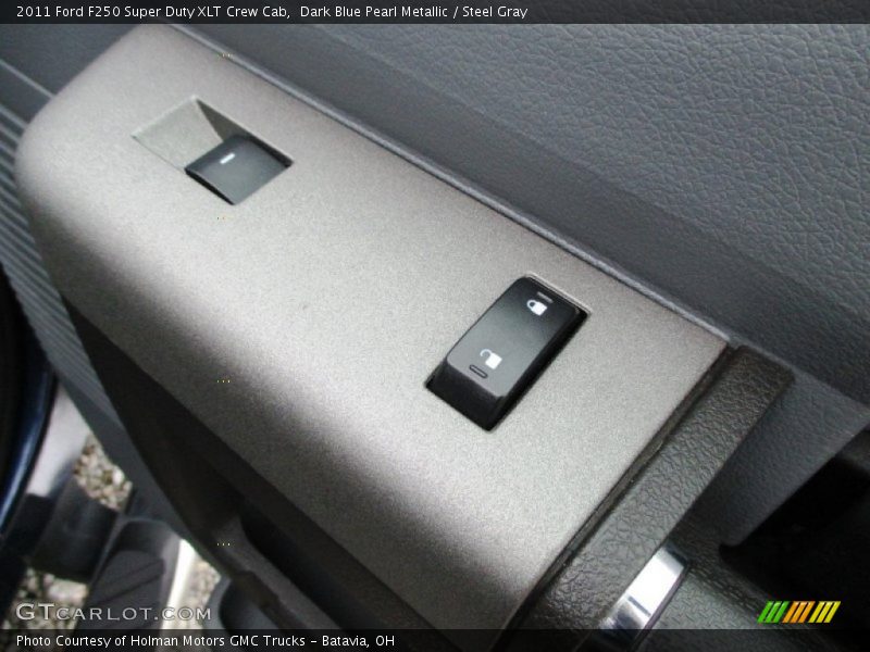 Dark Blue Pearl Metallic / Steel Gray 2011 Ford F250 Super Duty XLT Crew Cab