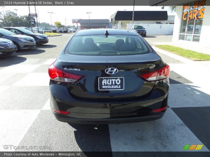 Black / Gray 2014 Hyundai Elantra SE Sedan