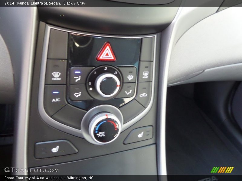 Black / Gray 2014 Hyundai Elantra SE Sedan