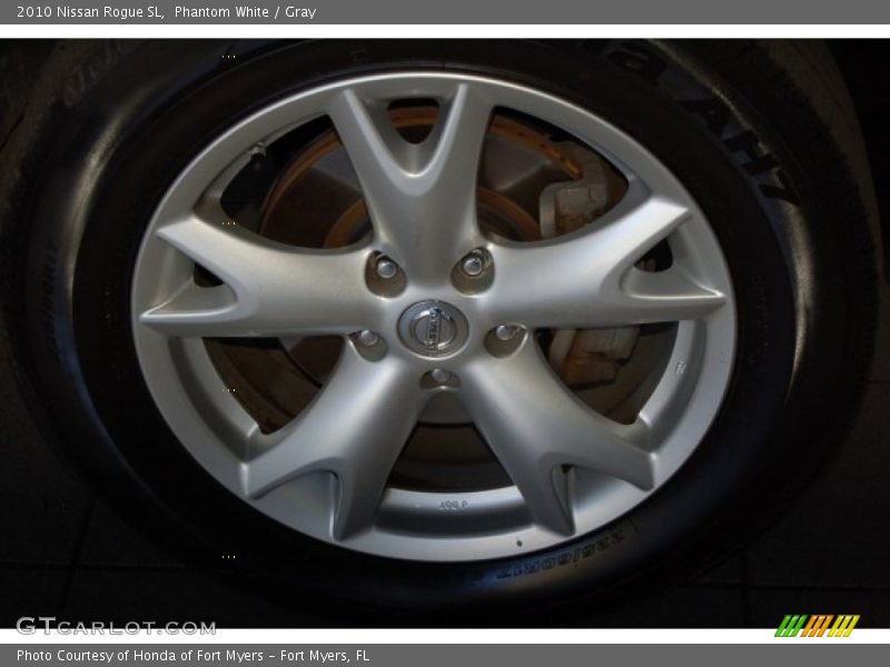 Phantom White / Gray 2010 Nissan Rogue SL