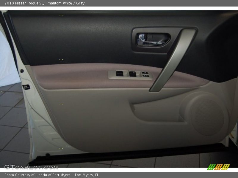 Phantom White / Gray 2010 Nissan Rogue SL