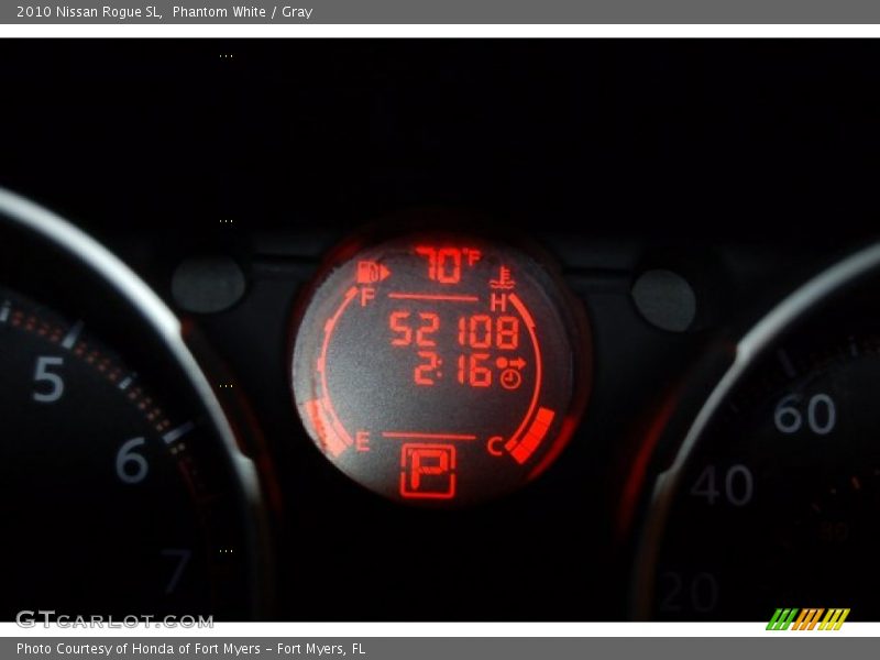 Phantom White / Gray 2010 Nissan Rogue SL