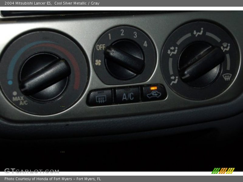 Cool Silver Metallic / Gray 2004 Mitsubishi Lancer ES