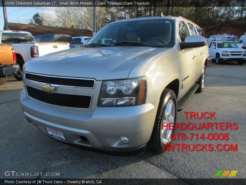 Silver Birch Metallic / Light Titanium/Dark Titanium 2009 Chevrolet Suburban LT