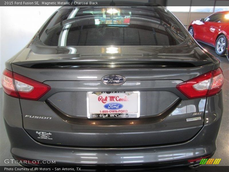 Magnetic Metallic / Charcoal Black 2015 Ford Fusion SE