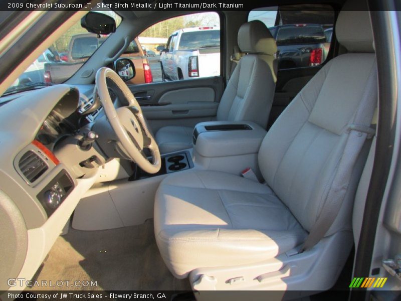 Silver Birch Metallic / Light Titanium/Dark Titanium 2009 Chevrolet Suburban LT