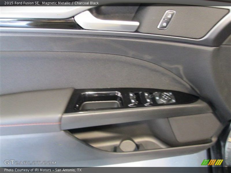 Magnetic Metallic / Charcoal Black 2015 Ford Fusion SE