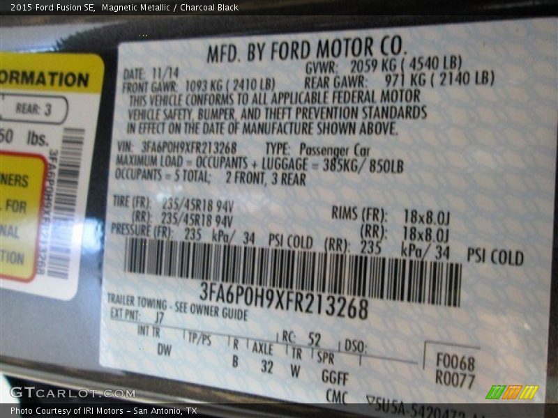 Magnetic Metallic / Charcoal Black 2015 Ford Fusion SE