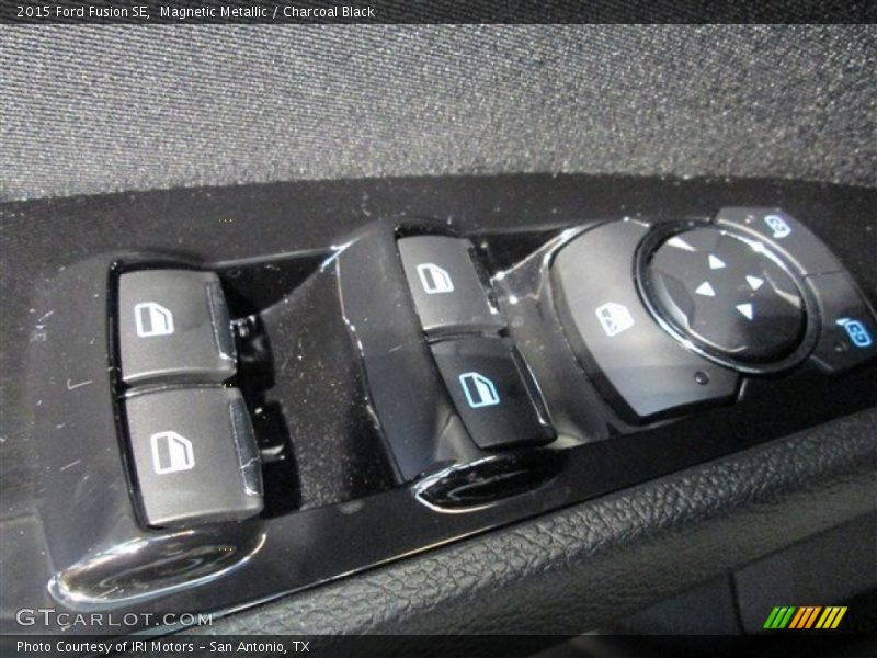 Magnetic Metallic / Charcoal Black 2015 Ford Fusion SE