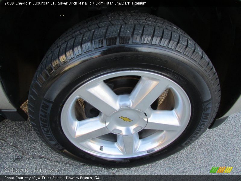 Silver Birch Metallic / Light Titanium/Dark Titanium 2009 Chevrolet Suburban LT