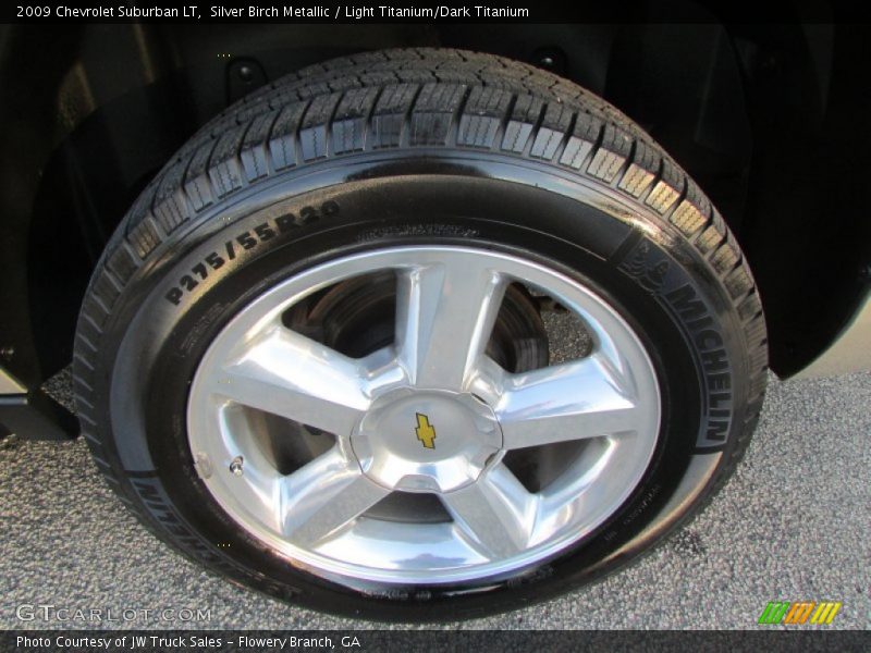 Silver Birch Metallic / Light Titanium/Dark Titanium 2009 Chevrolet Suburban LT