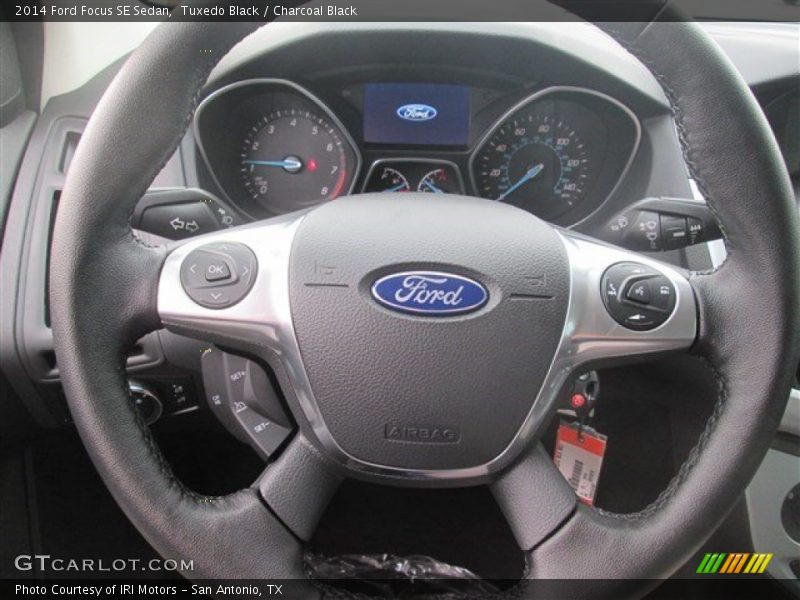 Tuxedo Black / Charcoal Black 2014 Ford Focus SE Sedan