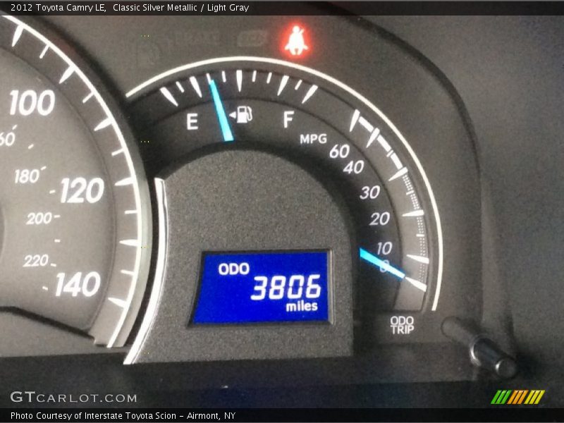 Classic Silver Metallic / Light Gray 2012 Toyota Camry LE