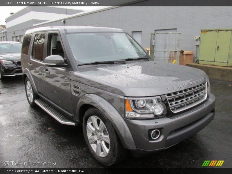 Front 3/4 View of 2015 LR4 HSE