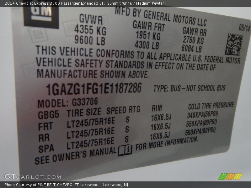 Summit White / Medium Pewter 2014 Chevrolet Express 3500 Passenger Extended LT