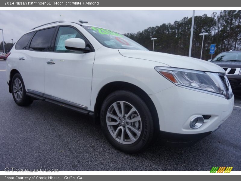Moonlight White / Almond 2014 Nissan Pathfinder SL