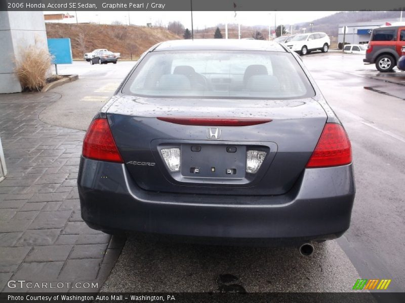 Graphite Pearl / Gray 2006 Honda Accord SE Sedan