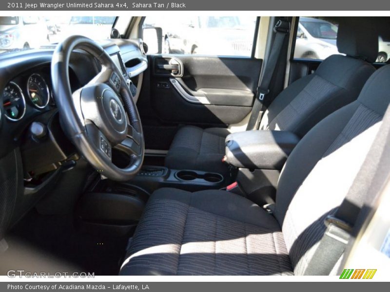 Sahara Tan / Black 2011 Jeep Wrangler Unlimited Sahara 4x4