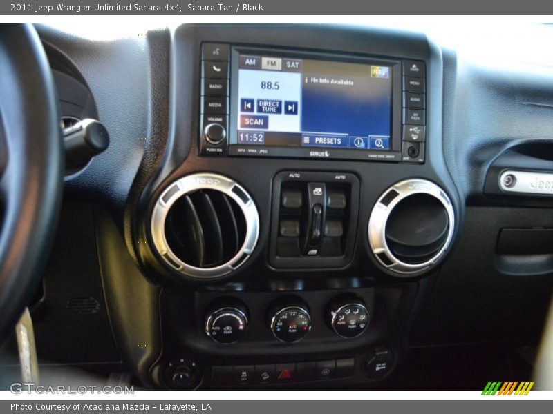 Sahara Tan / Black 2011 Jeep Wrangler Unlimited Sahara 4x4
