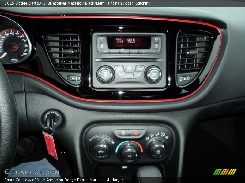 Billet Silver Metallic / Black/Light Tungsten Accent Stitching 2015 Dodge Dart SXT