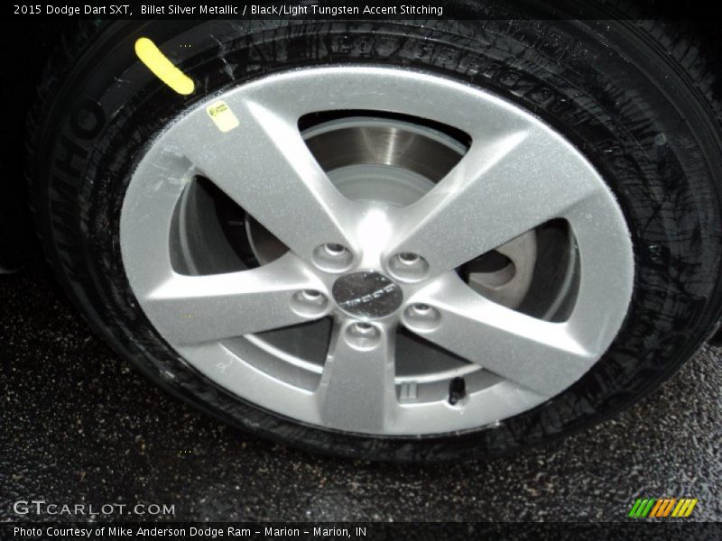 Billet Silver Metallic / Black/Light Tungsten Accent Stitching 2015 Dodge Dart SXT
