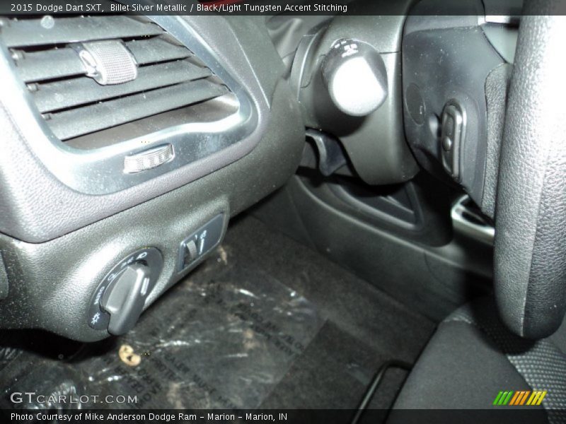 Billet Silver Metallic / Black/Light Tungsten Accent Stitching 2015 Dodge Dart SXT