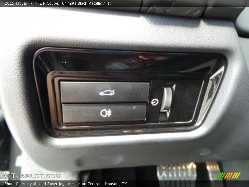 Ultimate Black Metallic / Jet 2015 Jaguar F-TYPE R Coupe
