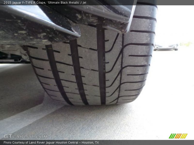 Ultimate Black Metallic / Jet 2015 Jaguar F-TYPE R Coupe