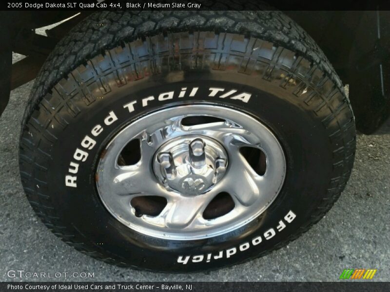 Black / Medium Slate Gray 2005 Dodge Dakota SLT Quad Cab 4x4