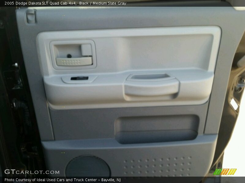 Black / Medium Slate Gray 2005 Dodge Dakota SLT Quad Cab 4x4