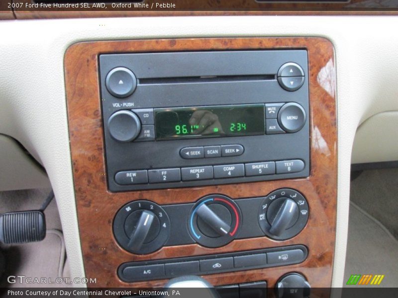 Controls of 2007 Five Hundred SEL AWD