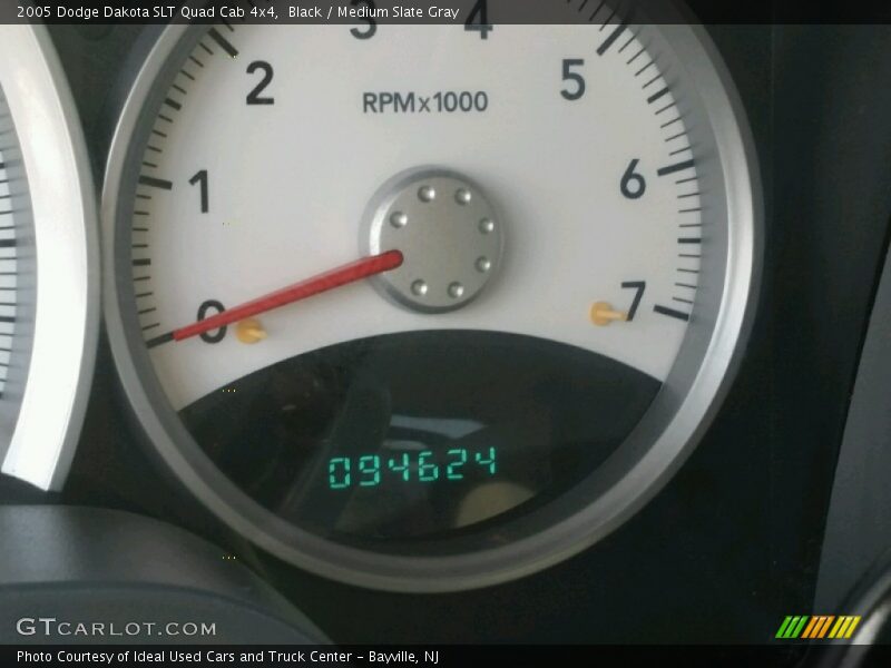 Black / Medium Slate Gray 2005 Dodge Dakota SLT Quad Cab 4x4