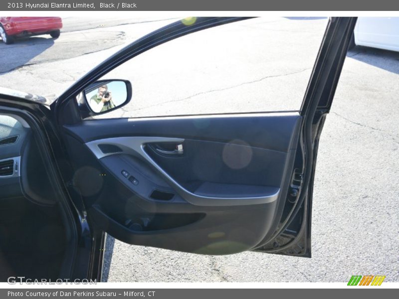 Black / Black 2013 Hyundai Elantra Limited