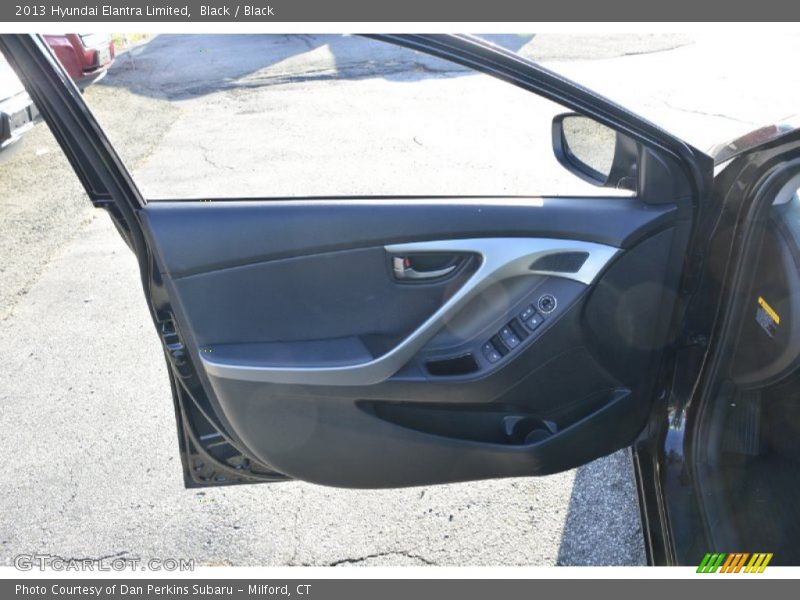 Black / Black 2013 Hyundai Elantra Limited