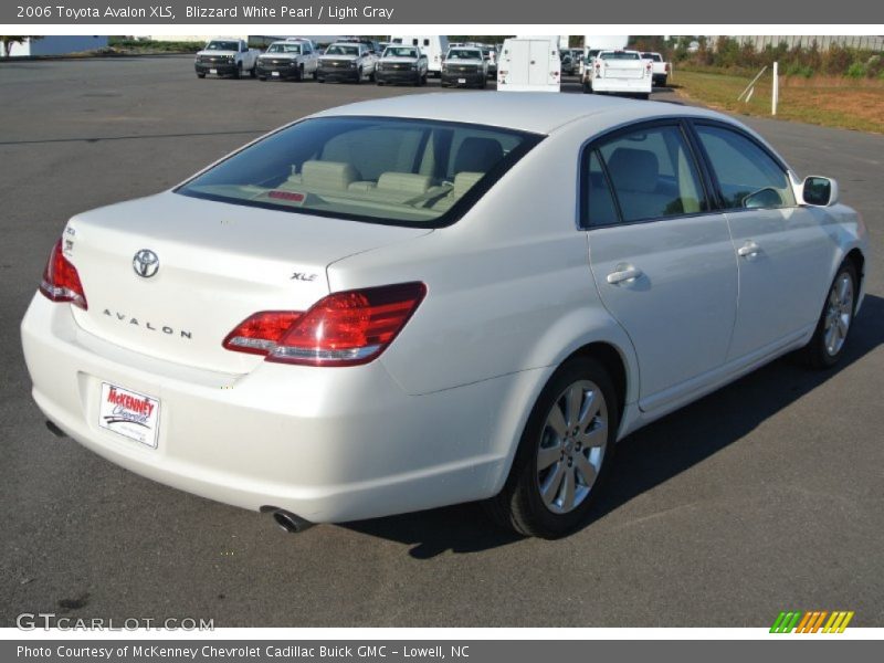 Blizzard White Pearl / Light Gray 2006 Toyota Avalon XLS