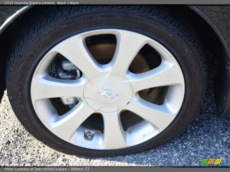 Black / Black 2013 Hyundai Elantra Limited